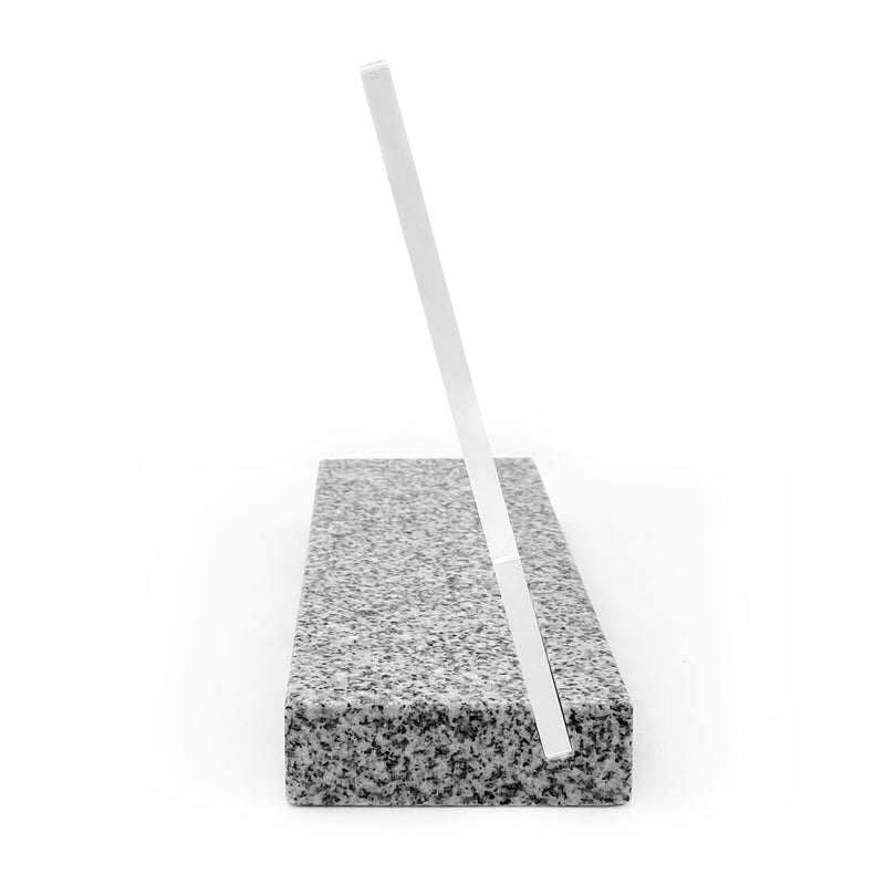 Plaque funéraire fixation-socle-granit-gris 18 Plaquedeces.fr
