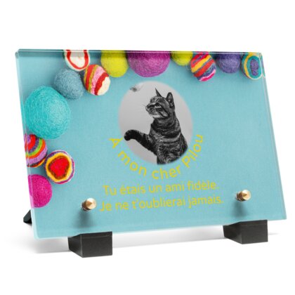 Plaque funéraire balle-pelote-de-laine-pour-chat 18 Plaquedeces.fr
