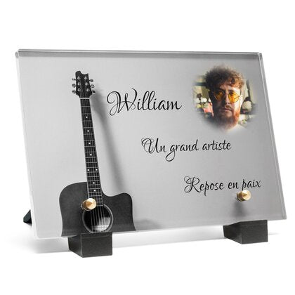 Plaque funéraire guitare-au-mur 3 Plaquedeces.fr
