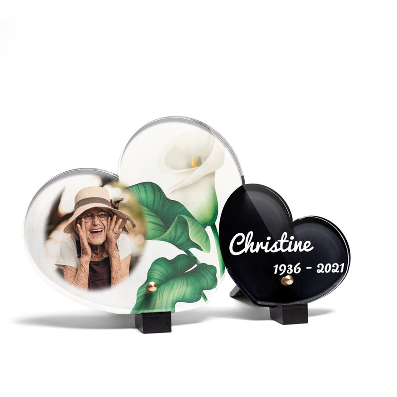 Plaque funéraire arum-blanc-forme-double-coeur 19 Plaquedeces.fr
