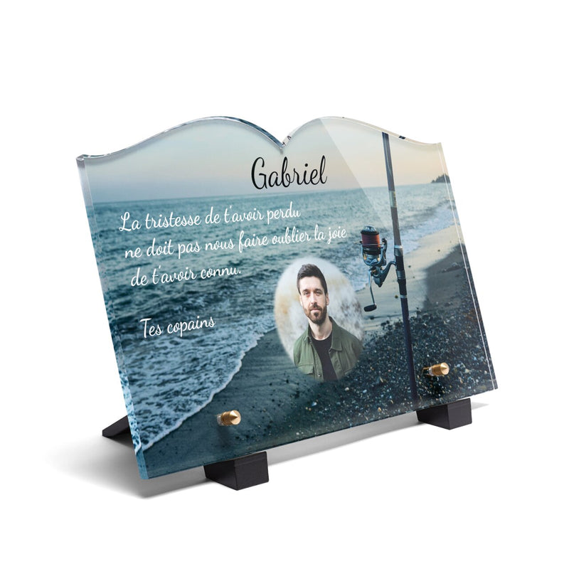 Plaque funéraire canne-a-peche-a-la-plage-forme-livre 23 Plaquedeces.fr