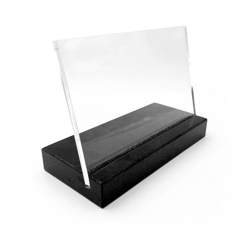 Plaque funéraire fixation-socle-granit-noir-absolu 7 Plaquedeces.fr
