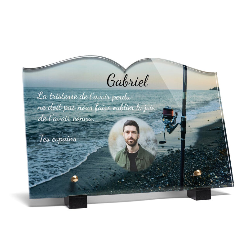 Plaque funéraire canne-a-peche-a-la-plage-forme-livre 23 Plaquedeces.fr
