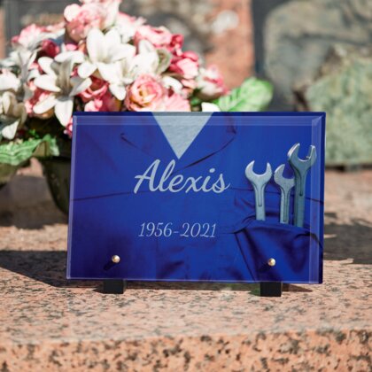 Plaque funéraire mecanicien-en-tenue-bleue 11 Plaquedeces.fr
