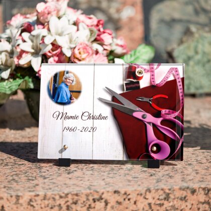 Plaque funéraire ciseaux-de-couturiere 25 Plaquedeces.fr
