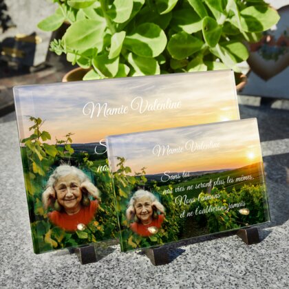 Plaque funéraire plaque-funeraire-vignes 18 Plaquedeces.fr
