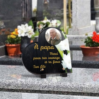 Plaque funéraire arum-blanc-forme-coeur 16 Plaquedeces.fr
