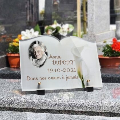 Plaque funéraire arum-blanc-forme-livre 3 Plaquedeces.fr
