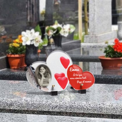 Plaque funéraire ballons-coeurs-forme-double-coeur 3 Plaquedeces.fr
