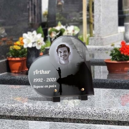 Plaque funéraire pecheur-dans-la-brume-forme-coeur 4 Plaquedeces.fr
