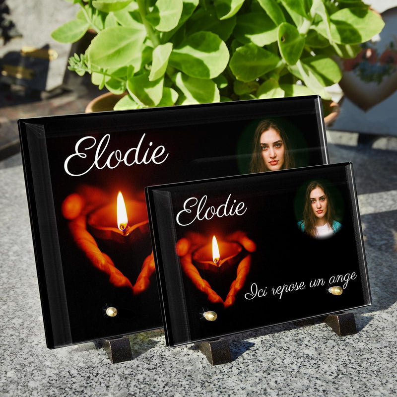 Plaque funéraire mains-bougie 5 Plaquedeces.fr
