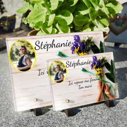 Plaque funéraire preparation-du-bouquet-de-fleurs 3 Plaquedeces.fr
