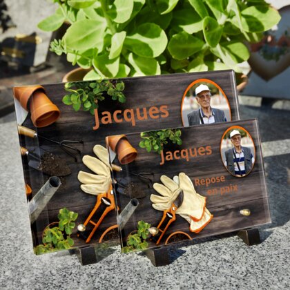 Plaque funéraire outils-pour-jardiner 3 Plaquedeces.fr
