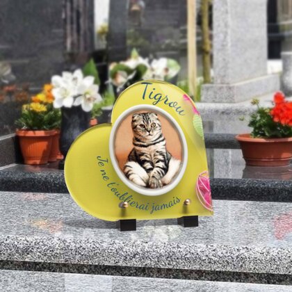 Plaque funéraire bol-et-jouets-pour-chat-forme-coeur 2 Plaquedeces.fr
