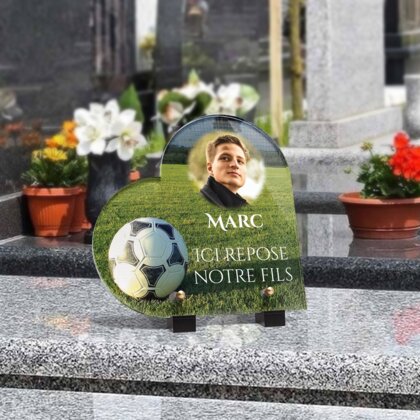 Plaque funéraire ballon-de-football-forme-coeur 8 Plaquedeces.fr
