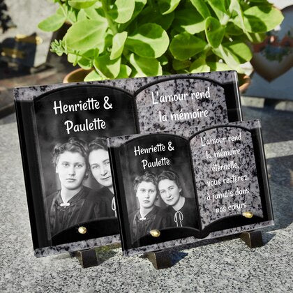 Plaque funéraire livre-granite-gris 27 Plaquedeces.fr
