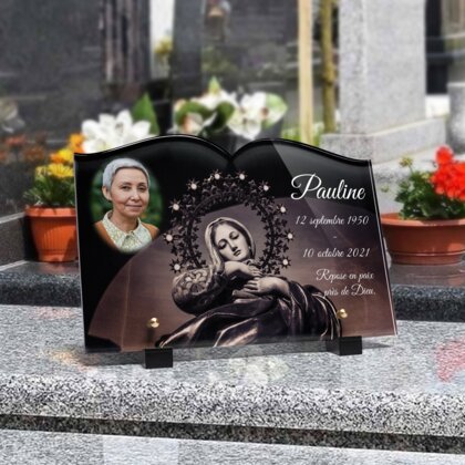 Plaque funéraire vierge-marie-couronnee-detoiles-forme-livre 18 Plaquedeces.fr
