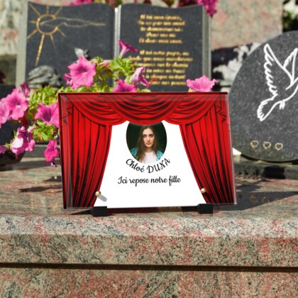 Plaque funéraire rideaux-rouges 5 Plaquedeces.fr

