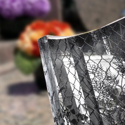 Plaque funéraire accordeon-sur-banc 22 Plaquedeces.fr
