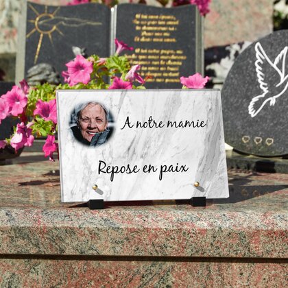 Plaque funéraire marbre 26 Plaquedeces.fr

