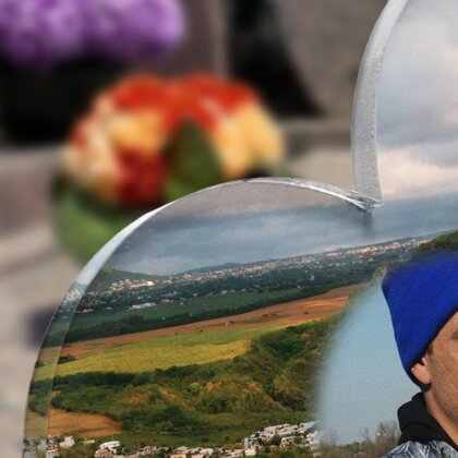 Plaque funéraire champs-vus-du-ciel-forme-double-coeur 24 Plaquedeces.fr
