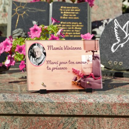 Plaque funéraire machine-a-coudre-de-couturiere 24 Plaquedeces.fr
