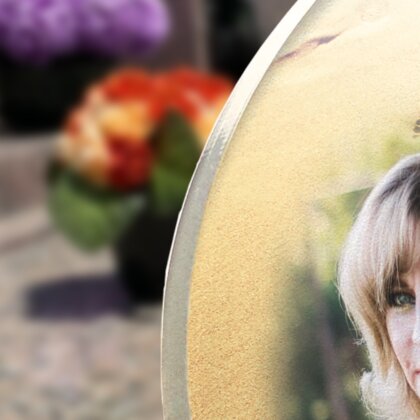 Plaque funéraire empreinte-sable-forme-ovale 11 Plaquedeces.fr
