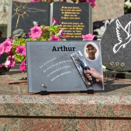 Plaque funéraire macon-et-le-mur 18 Plaquedeces.fr
