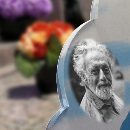 Plaque funéraire montagne-forme-nuage 29 Plaquedeces.fr
