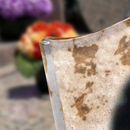 Plaque funéraire empreinte-sable-forme-livre 5 Plaquedeces.fr
