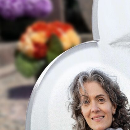 Plaque funéraire chat-blanc-forme-coeur 18 Plaquedeces.fr
