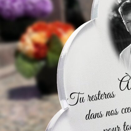 Plaque funéraire bandeau-bleu-blanc-rouge-forme-nuage 9 Plaquedeces.fr
