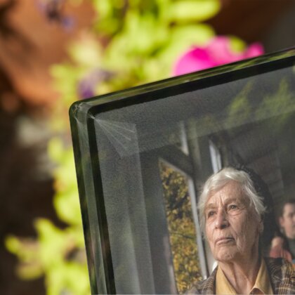 Plaque funéraire r-i-p-croix 1 Plaquedeces.fr
