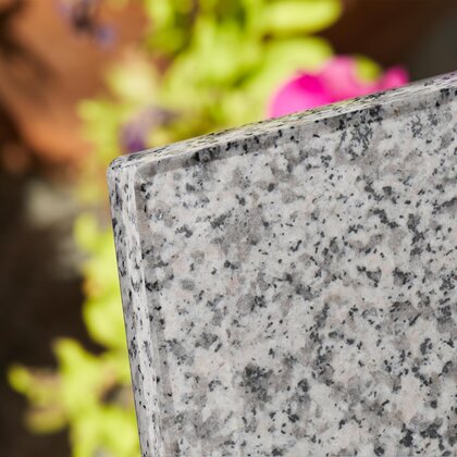 Granit gris simple
