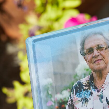 Plaque funéraire paysage-de-campagne 17 Plaquedeces.fr
